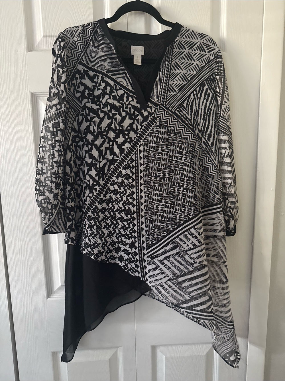 Chico's Black and White Asymmetrical Patterned Blouse/Tunic